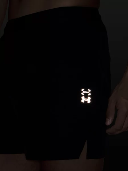 Шорты Under Armour черные