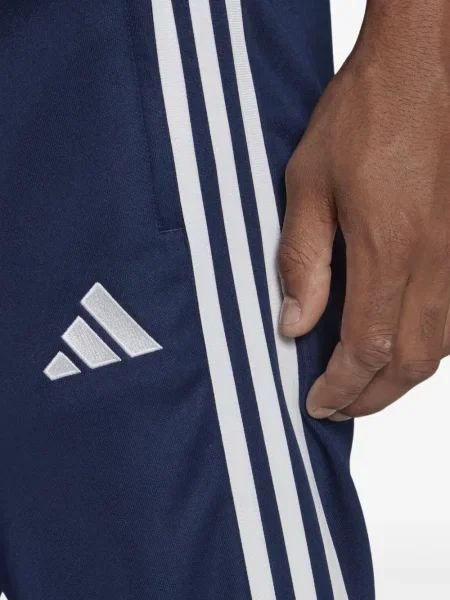 Pantaloni scurți cargo Adidas cu model floral albastru