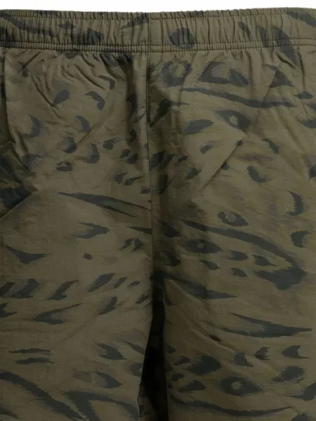 Шорти Carhartt Wip с принт с леопардов принт зелено