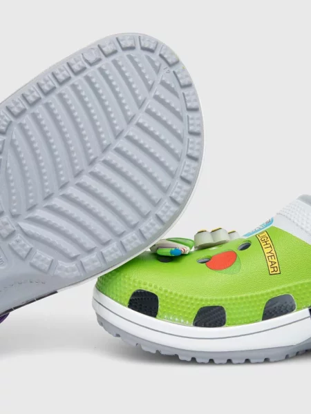Классические шлепанцы Crocs