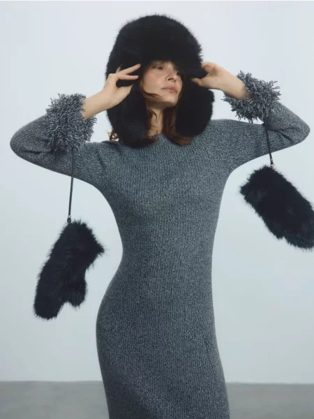 Reserved Шапка зі штучного хутра чорний