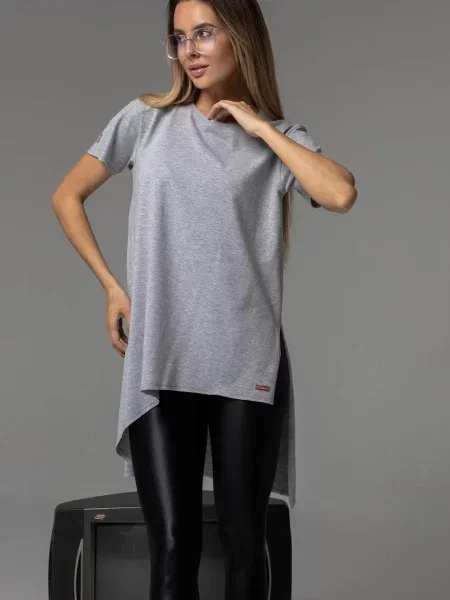 Женская футболка свободного кроя сіра