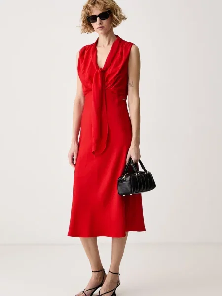 Calvin Klein ruha piros