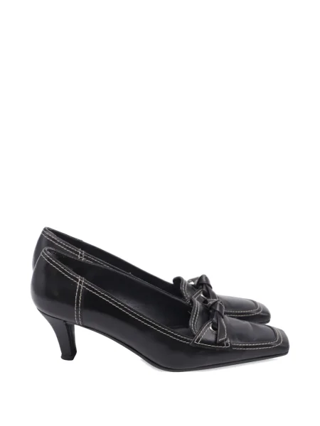 Salonke Stuart Weitzman s mašnom crna