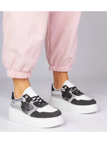 Sneakersy Marka Niezdefiniowana czarne