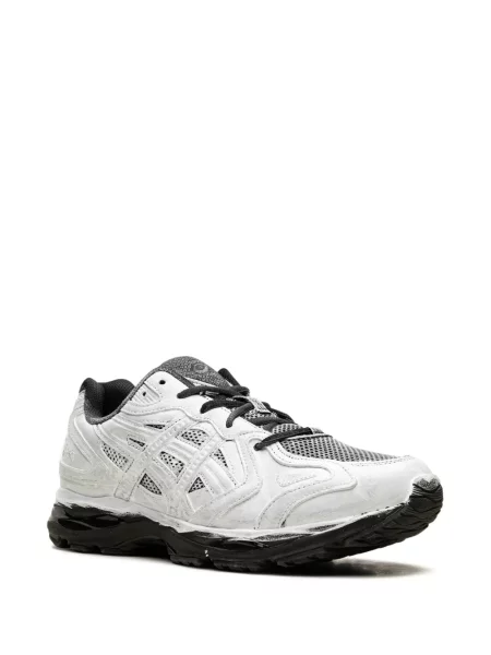 Маратонки Asics бяло