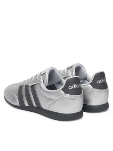 Sneakersy adidas Barreda Lo Strieborná