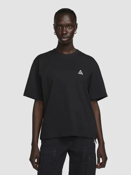 Футболка NIKE Short-Sleeve T-Shirt чорний