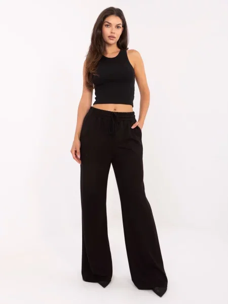Pantaloni Relevance negru