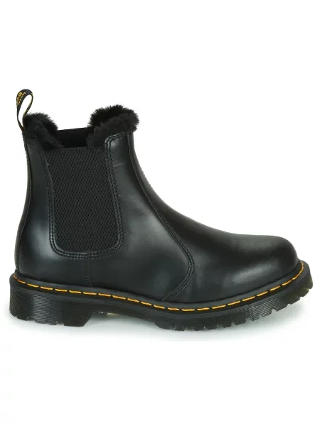 Kotníkové boty Dr. Martens černé