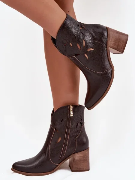 Kožené kotníkové boty Zazoo s dírami hnědé