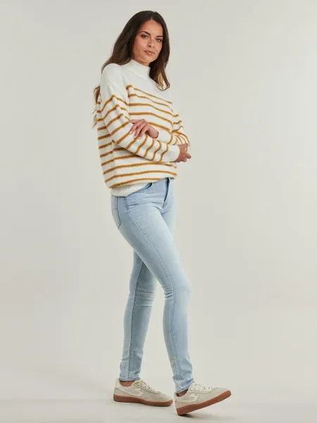 Skinny fit džínsy Levi's 721 s vysokým pásom modrá