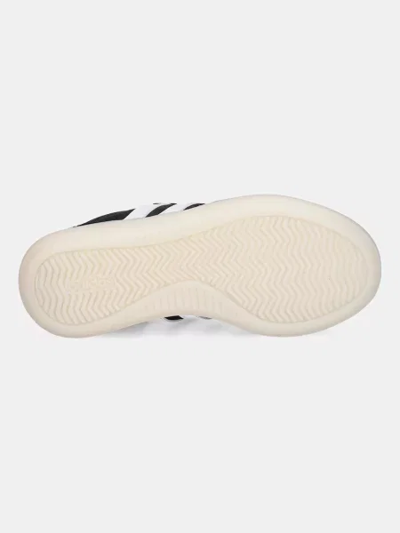 Детские кроссовки Adidas