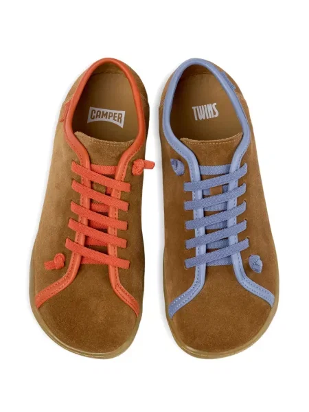 Sneakerși Camper cu șireturi din piele de căprioară maro
