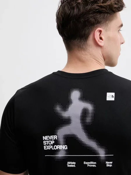 Футболка The North Face