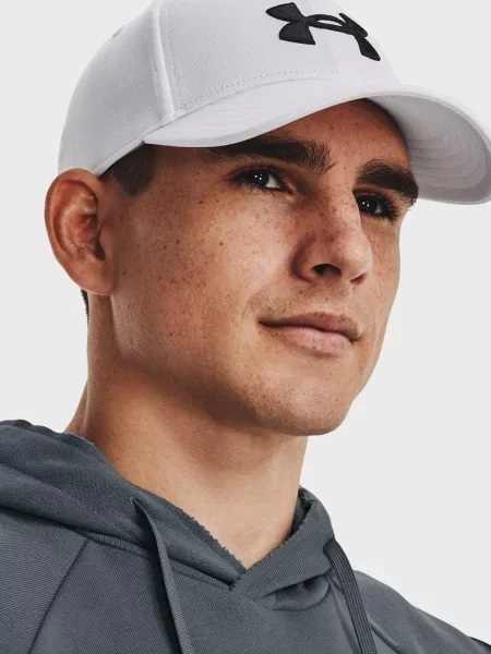 Кепка Under Armour біла