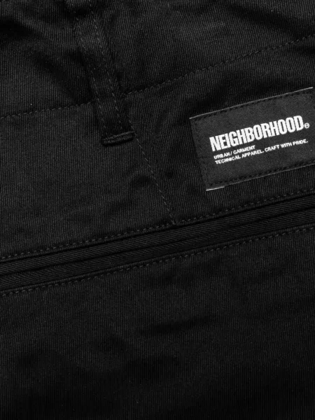 Pantaloni chino Neighborhood negru