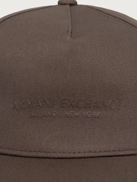 Armani Exchange șapcă pentru bărbați din maro