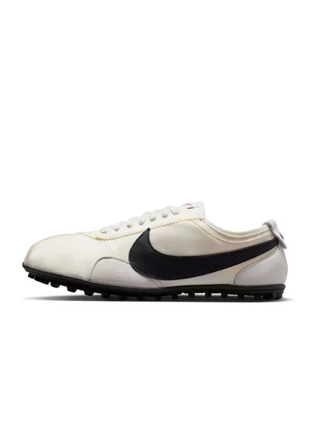 Маратонки Nike с перли черно