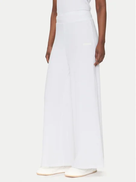 Emporio Armani Pantaloni din alb