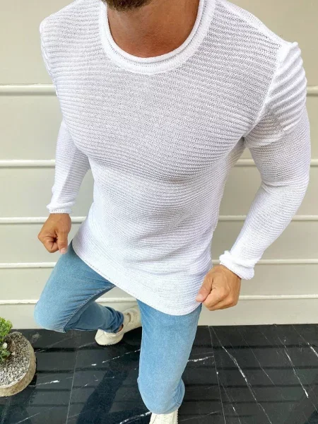 Sweter ecru