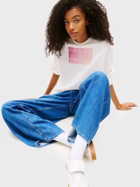 Свитшот Tommy Jeans с градиентом белый