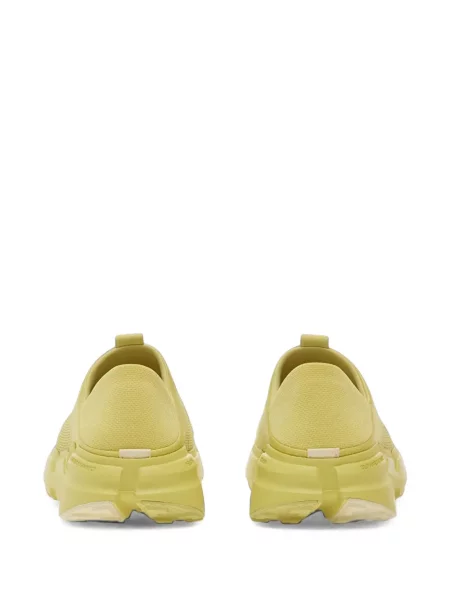 Sneakerși On galben