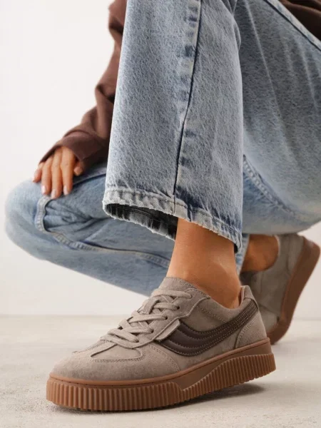 Sneakersy Kultowe Tenisówki z Zamszu Naturalnego ze Skórzaną Wkładką Rionae beżowe
