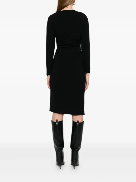 Rochie Max Mara drapată de costum negru