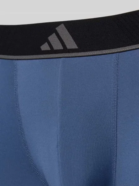 Obcisłe bokserki o kroju slim fit z wyhaftowanym logo model ‘Active’ w zestawie 3 szt. Adidas Sportswear granatowe