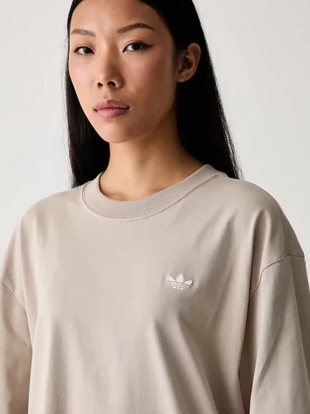Adidas Originals футболка Essentials