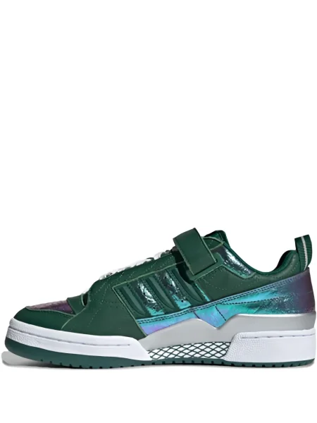 Top Adidas alergare cu decolteu în V alb