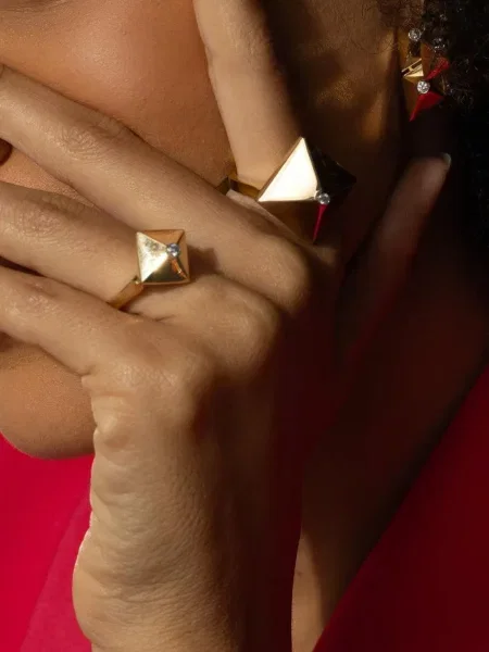 Inel Brooks Brothers galben