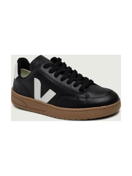 VEJA Bőr sneakers tornacipő fekete