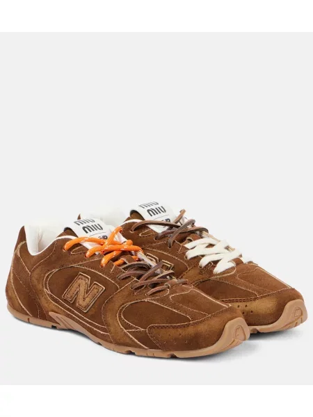 Sneakerși Miu Miu din piele de căprioară maro