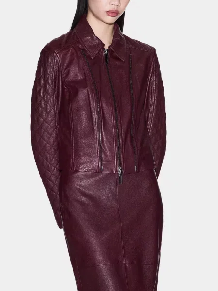 り 購入期限5/2 AM12:00 Кожаная куртка Armani Exchange бордовая - цена 15149 грн | Shopsy