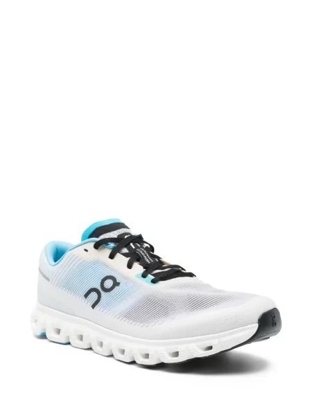 Sneaker On fehér