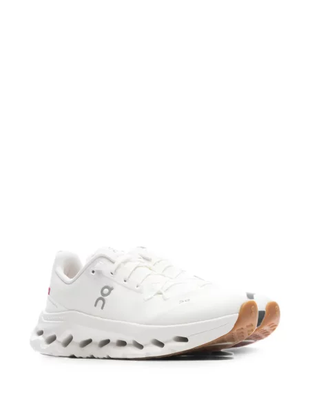 Sneakerși On alb