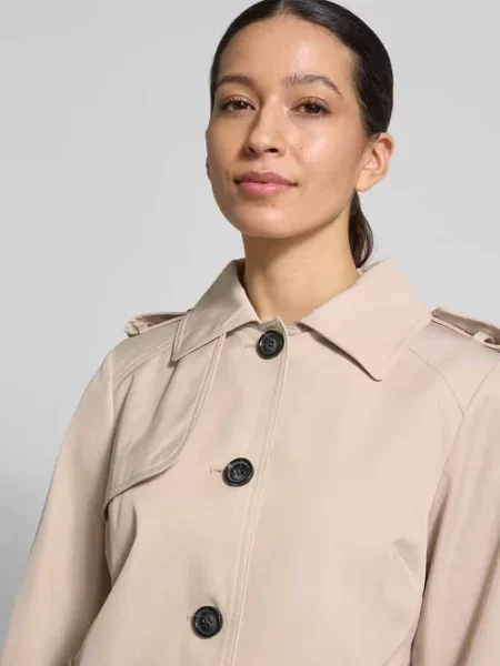 Kurtka o kroju regular fit z wykładanym kołnierzem Christian Berg Woman Selection