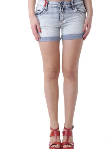 Szorty jeansowe 525