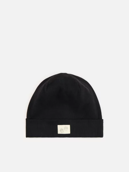 Reserved Pamutban gazdag beanie sapka rátéttel fekete