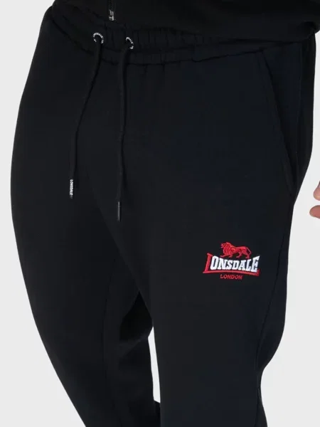 Спортивные штаны Lonsdale черные