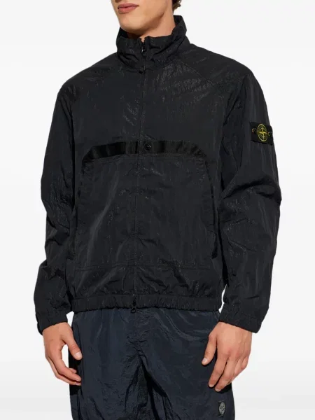 Dzseki Stone Island strasszokkal fekete