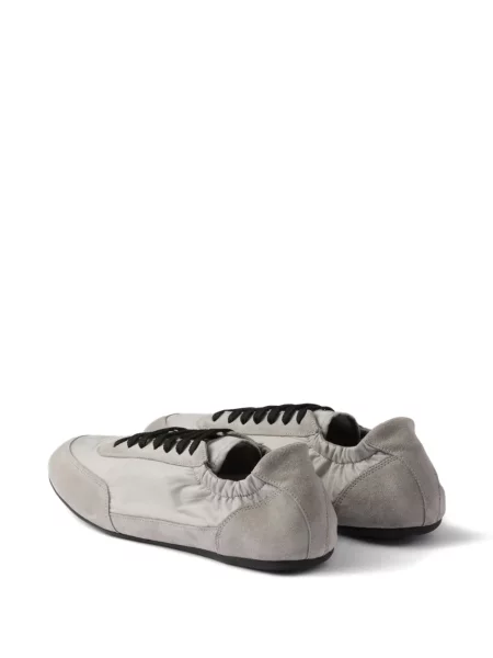 Sneakerși Prada cu șireturi din dantelă gri