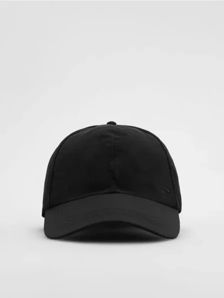 Кепка Reserved черная
