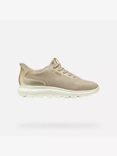 Pantofi Geox bej