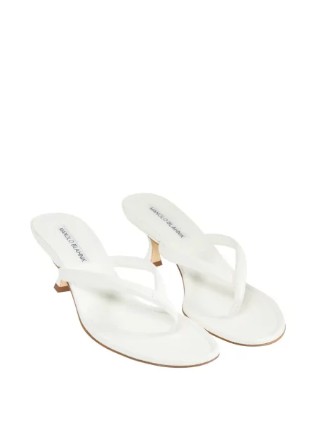 Tangá Manolo Blahnik biela
