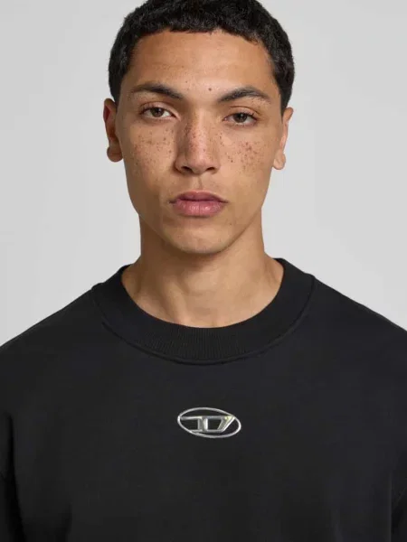 T-shirt z detalem z logo Diesel czarna
