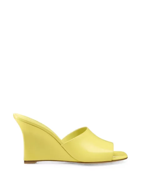 Sandale Stuart Weitzman din piele cu pană galben