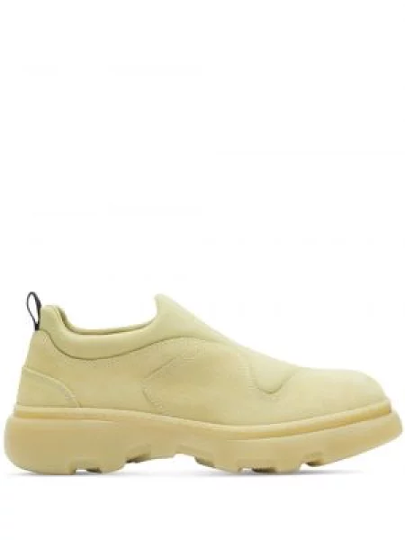 Sneakerși Burberry din piele de căprioară slip-on